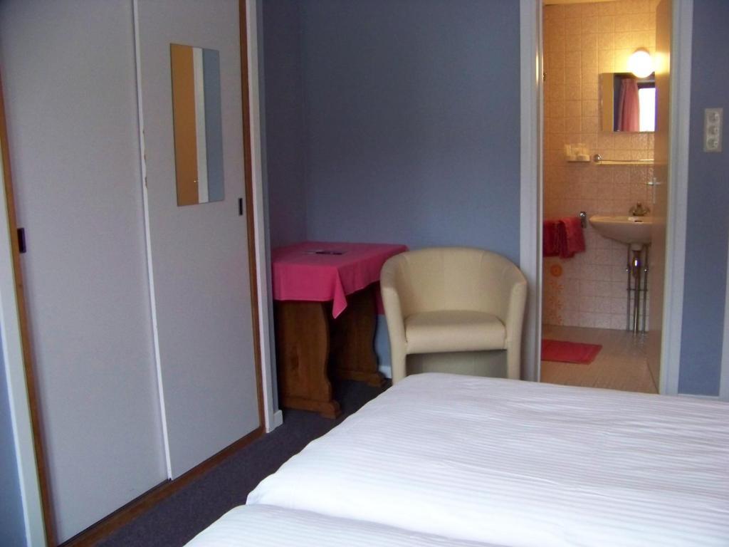 Auberge Le Vieux Moulin Буйон Номер фото