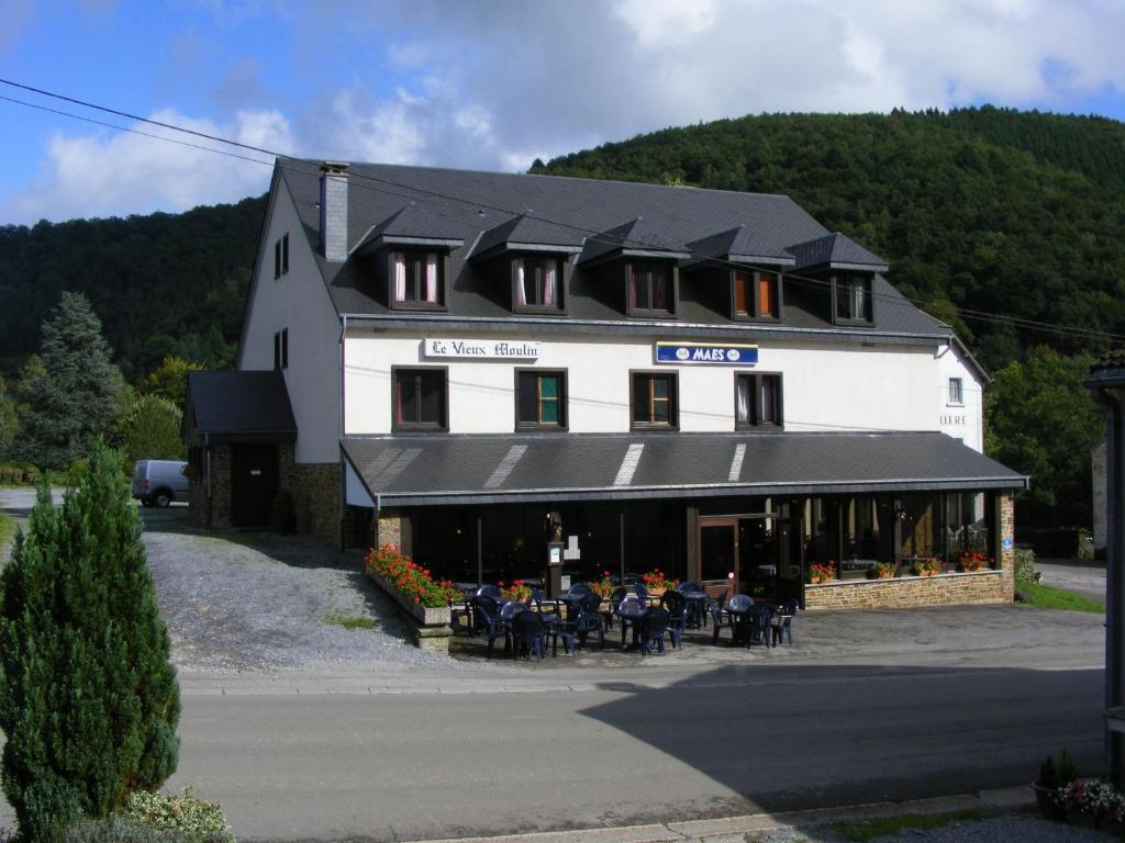 Auberge Le Vieux Moulin Буйон Екстер'єр фото
